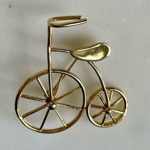 Gold Bicycle Brooch Pin - Elegant Women's Jewelry
